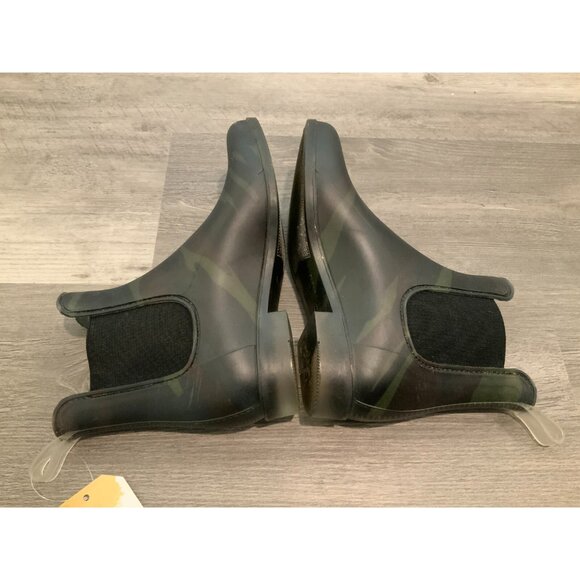 J. Crew Army Green Camouflage Chelsea Ankle Boots Booties, Size 7 (US) - Picture 7 of 8